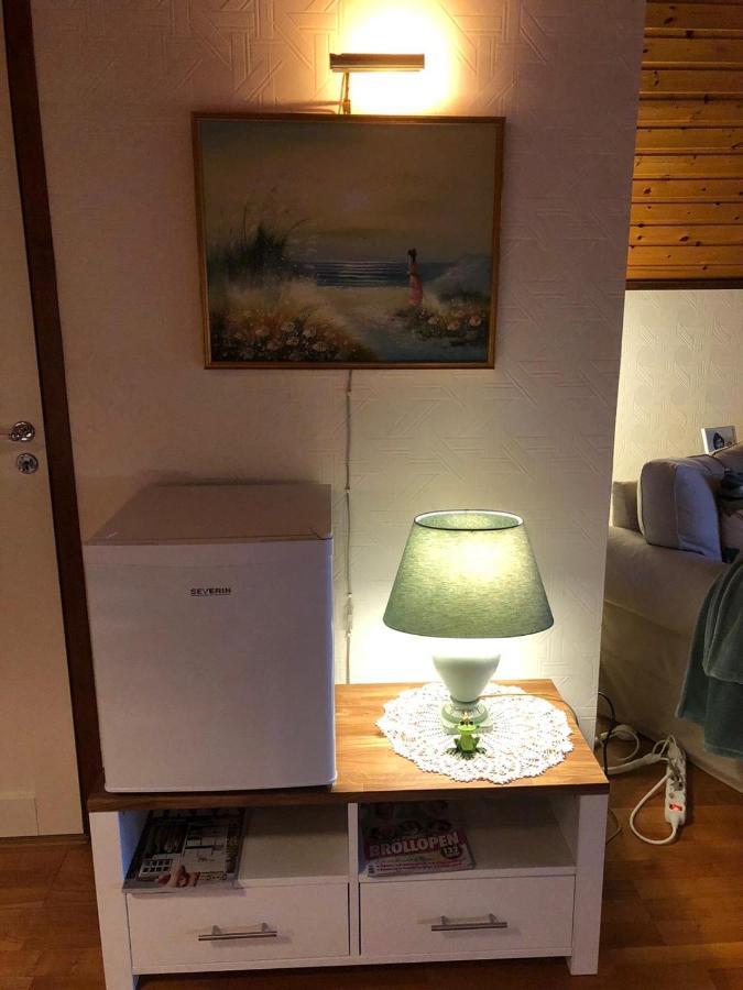 Anitas B&B Stockholm/Vaellingby Extérieur photo
