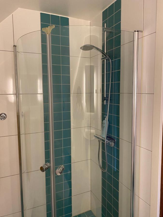 Anitas B&B Stockholm/Vaellingby Extérieur photo