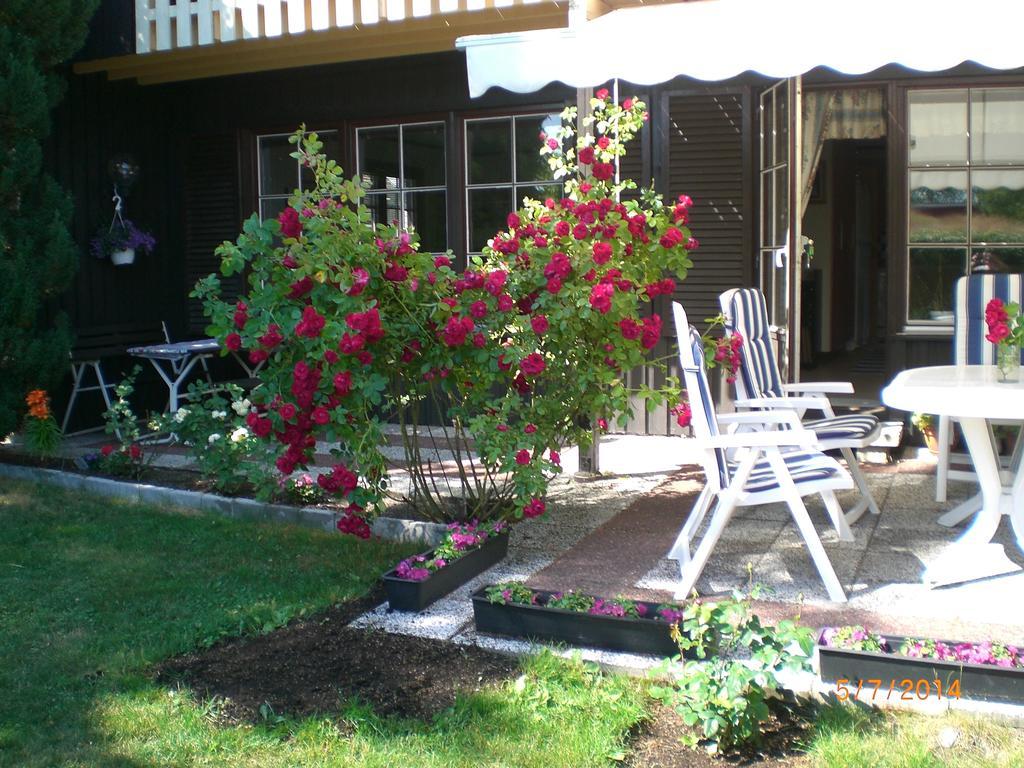 Anitas B&B Stockholm/Vaellingby Extérieur photo