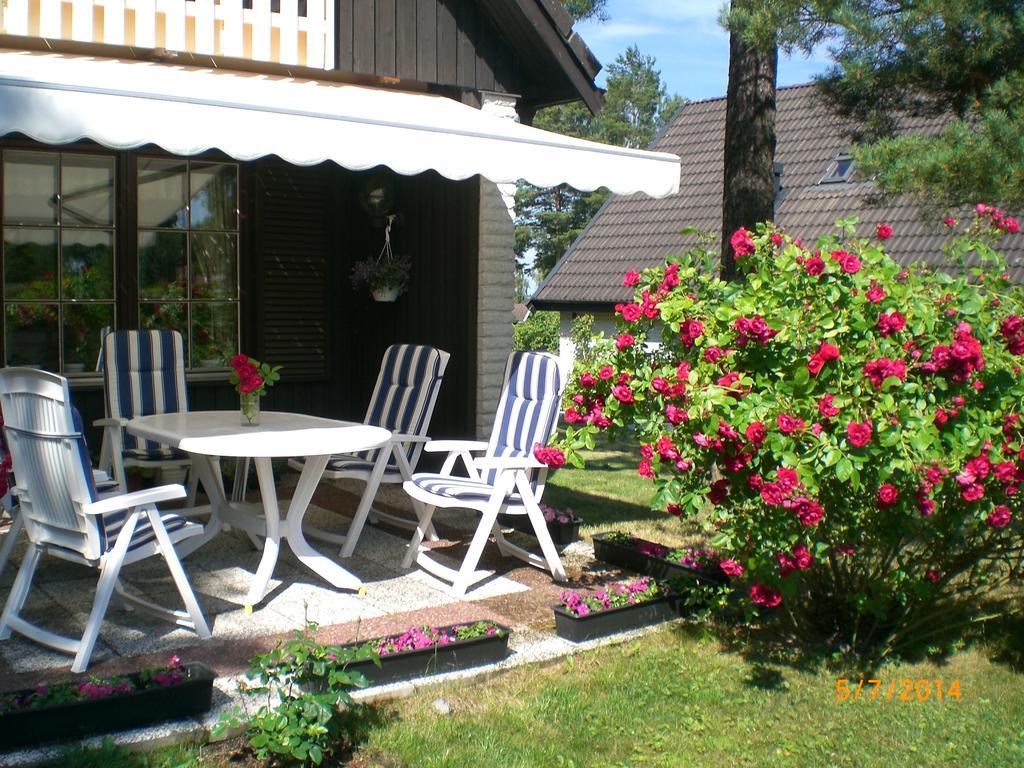 Anitas B&B Stockholm/Vaellingby Extérieur photo