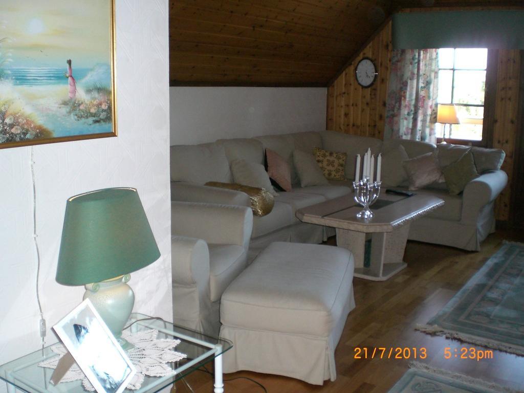 Anitas B&B Stockholm/Vaellingby Chambre photo